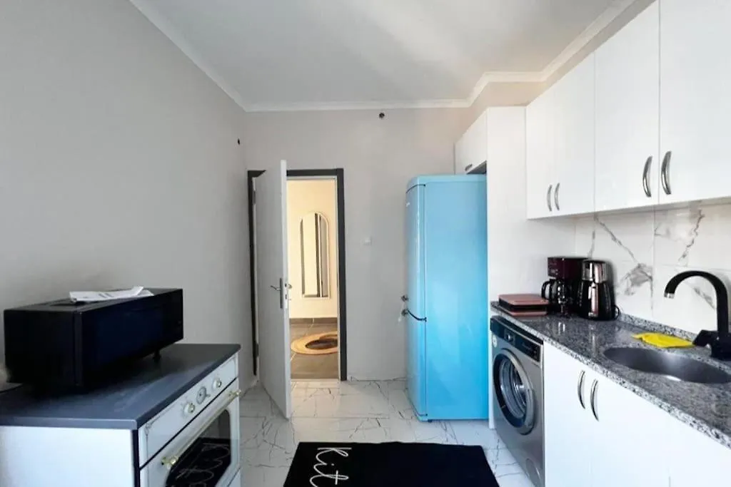 Wonder Homes 6 - Ultra Luxury , 4Br , 2Ba , Sea View Karakoey Istanbul Turkey