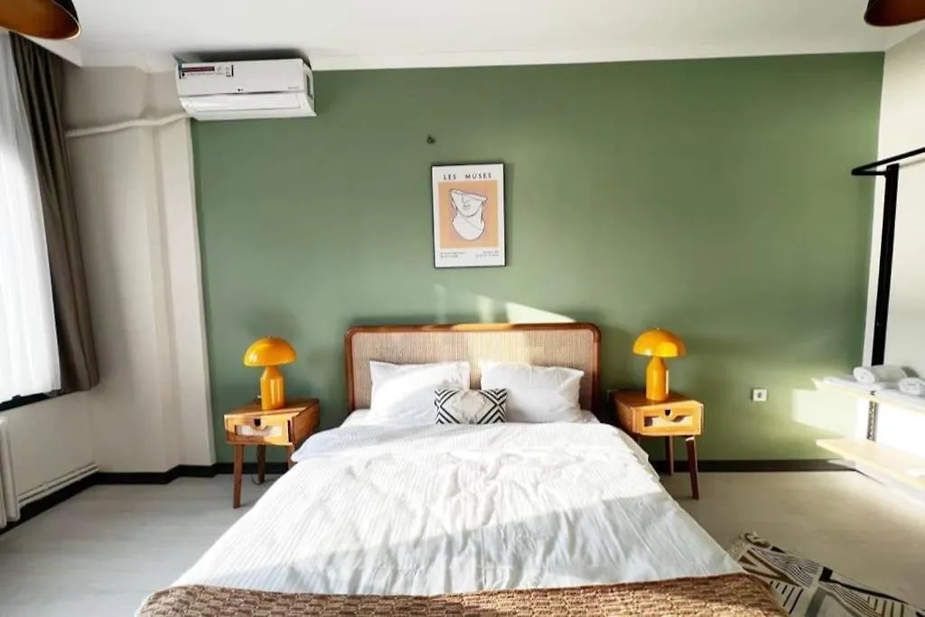 Wonder Homes 6 - Ultra Luxury , 4Br , 2Ba , Sea View Karakoey Istanbul Apartment